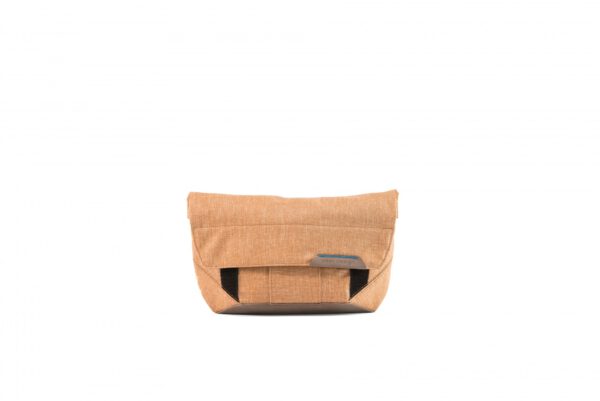 peakdesign-field-pouch-tan
