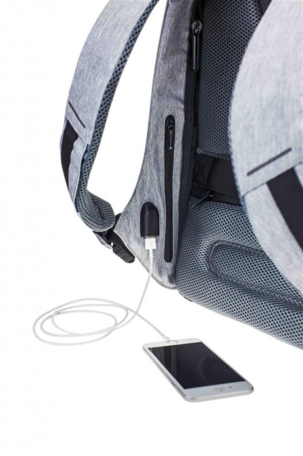 Bobby-compact-anti-theft-backpack-5