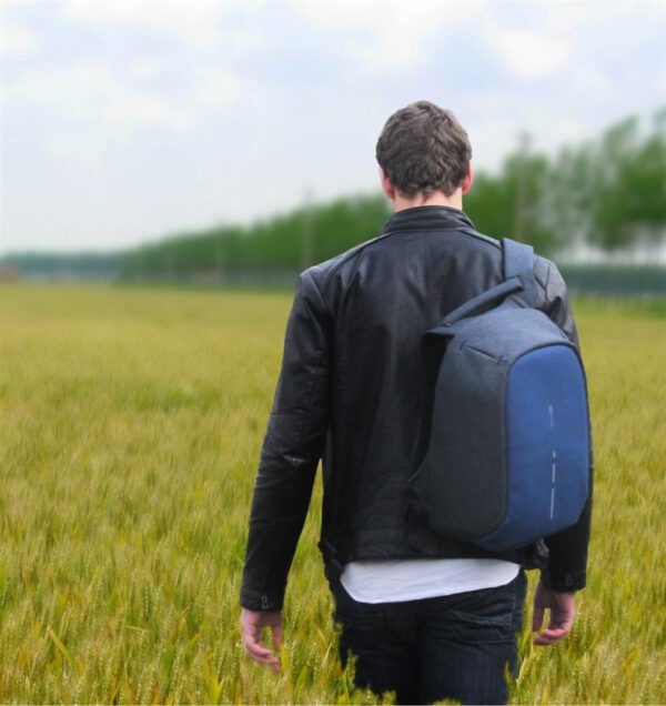 Bobby-compact-anti-theft-backpack-13