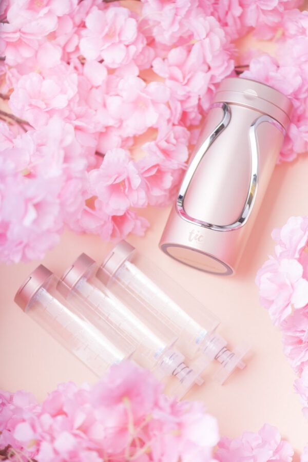 TIC Travel Bottle - ขวดแบ่งอุปกรณ์อาบน้ำ/ครีมบำรุงผิวแบบพกพาอัจฉริยะ