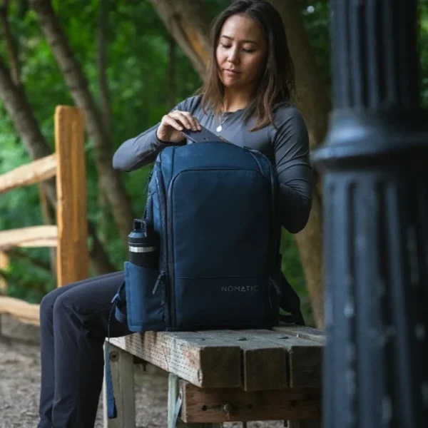 NOMATIC - Travel Pack V2