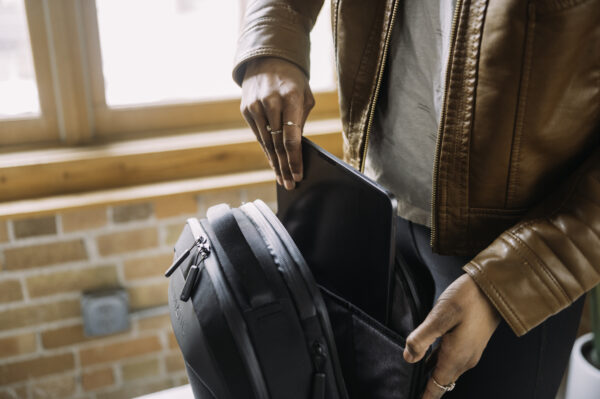 NOMATIC - Navigator Backpack 15L