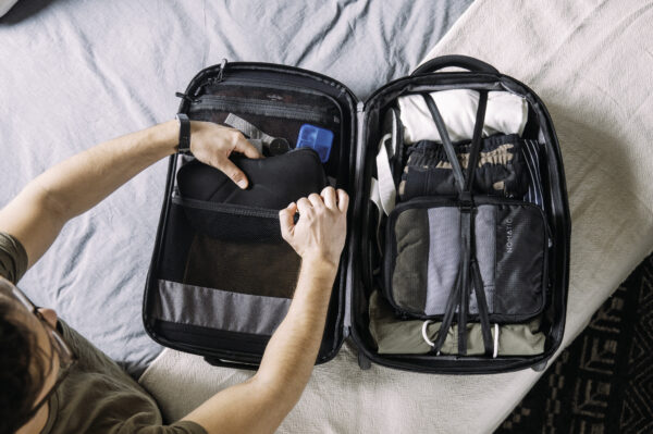 NOMATIC - Navigator Carry-On 37L