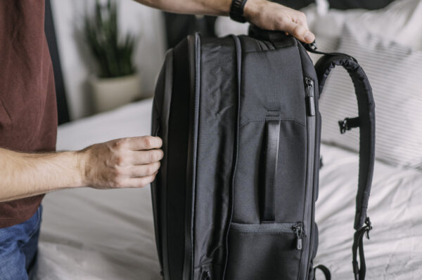 NOMATIC - Navigator Travel Backpack 32L