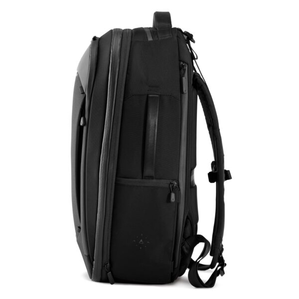 NOMATIC - Navigator Travel Backpack 32L
