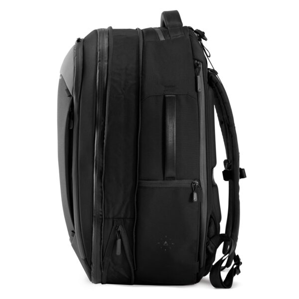 NOMATIC - Navigator Travel Backpack 32L