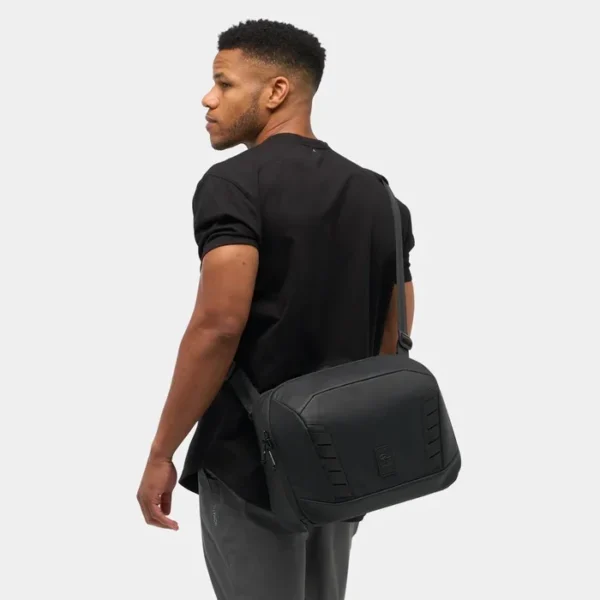 NOMATIC x Peter McKinnon 2 - Camera Sling/Messenger