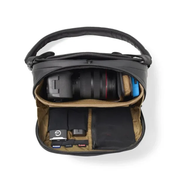 NOMATIC x Peter McKinnon 2 - Camera Sling/Messenger