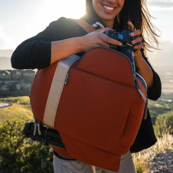 NOMATIC x Peter McKinnon - LUMA Camera Pack 18L