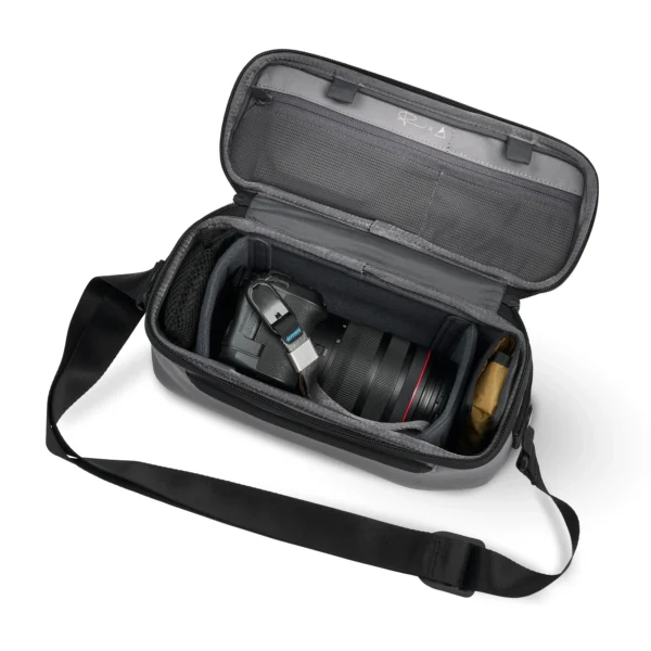 NOMATIC x Peter McKinnon - LUMA Camera Sling 9L