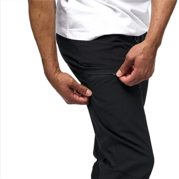 NOMATIC - The Outset Jogger