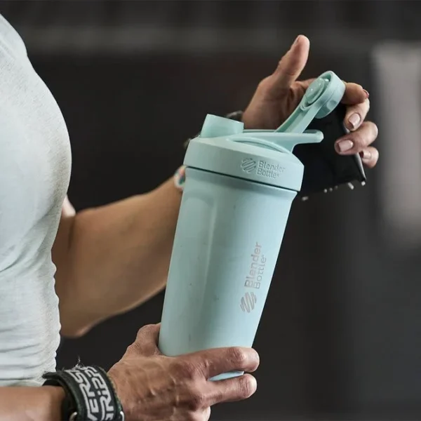 BlenderBottle - Insulated Stainless Steel Twist 24oz