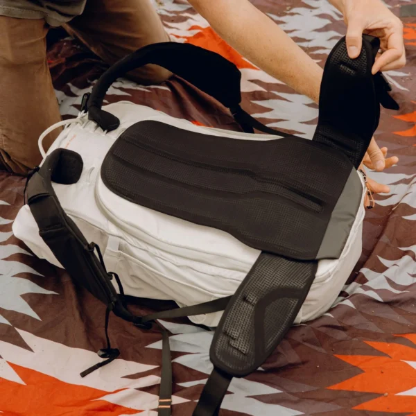 PEAK DESIGN - Outdoor Backpack